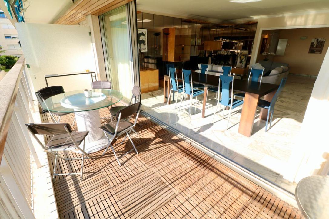 2, 3 And 4 Bedroom Sea View Forville Apartments 5 Mins From The Palais Cannes Kültér fotó